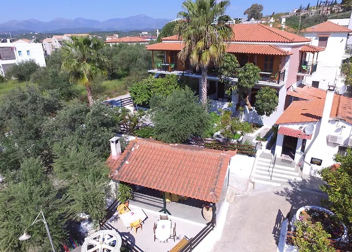 Resbithas Aparthotel 3*