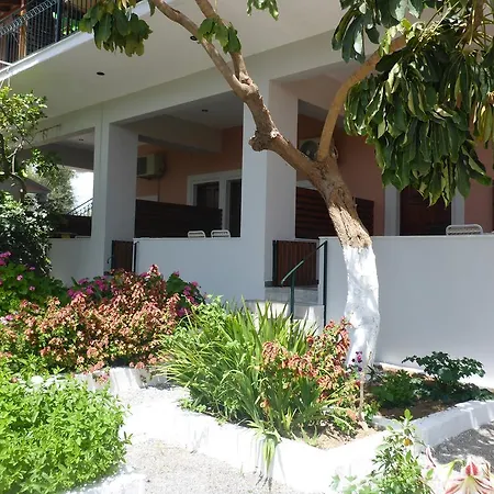 Hotel apartamentowy Resbithas Gythio